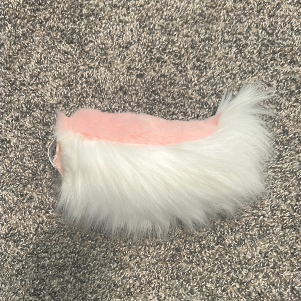 Nub tail!